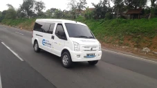 Mobil Listrik Gelora...