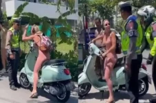 Viral Bule Bentak Polisi...