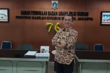 Profil Mohamad Indrayana,...