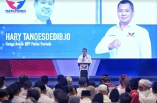 Ketua Umum DPP Partai...