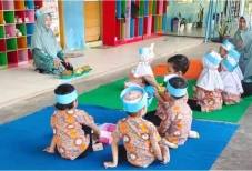 Kisah Inspiratif, Guru...