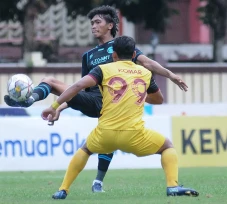 Hasil Liga 1 2022/2023:...