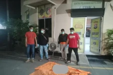 Potongan Kaki Kiri Diduga...