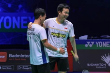 Lolos Final All England...