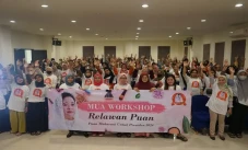 Relawan Puan Berikan...