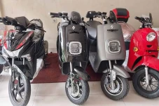 Intip Harga Motor Listrik...