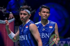Juara All England 2023,...