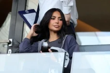 Gara-gara Ditonton Kim...
