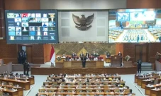 Walk Out Pengesahan...