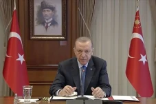 Erdogan: Turki Tak Akan...