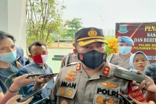 Terpengaruh Miras Jadi...