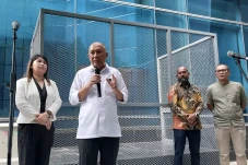 Pemerintah Buka Hotline...
