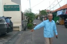 Kiai Nur Alam Buka Suara...