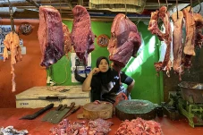 Daging Sapi Dijual Rp140...