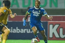 Hasil Liga 1 2022/2023:...