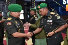 Resmi Jabat Pangdam...