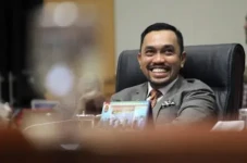 DPR Dukung Polda Metro...