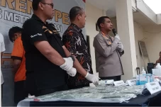 Polres Metro Bekasi...