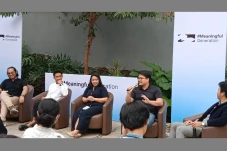Di Hadapan Mahasiswa...