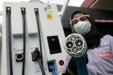 Minat Pakai Mobil Listrik...
