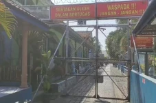 Keluarga Jadi Penjamin...