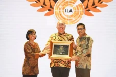 Membanggakan, Archipelago...