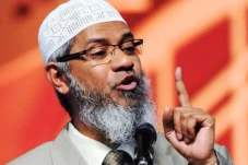 Zakir Naik Berada di...