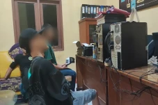 Geng Motor Serang dan...