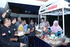 Tingkatkan Ekonomi Warga,...