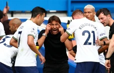 Resmi, Antonio Conte...