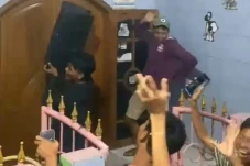 Jadi Tradisi, Pemuda...