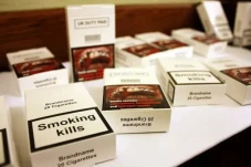Iklan Rokok Dilarang...