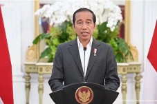 Jokowi Ceritakan Perjuangan...