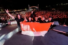 Cerita Gitaris DeadSquad...