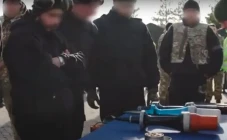 Tentara Ukraina Selesaikan...