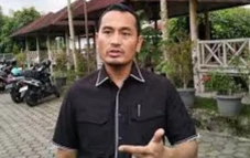 Viral Wanita Curhat...