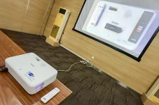 Review Epson CO-FH02,...