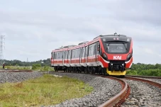 Kereta Api Pertama Hadir...