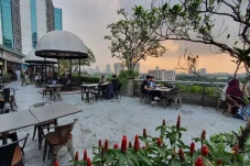 Serunya Buka Pusa dengan...
