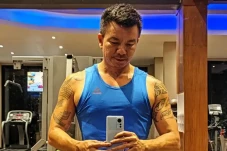 Pamer Foto di Gym, Jerry...