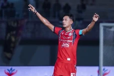 Hasil Liga 1 2022/2023:...