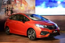 5 Tips Memilih Mobil...