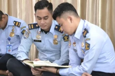 Selama Ramadan, Pegawai...
