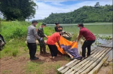 Gempar! Warga Temukan...