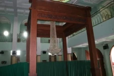 Masjid Bungkuk Tertua...
