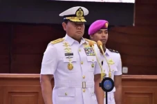 Panglima TNI Mutasi...