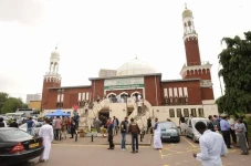 Pulang dari Masjid di...