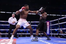 Anthony Joshua Jengkel...