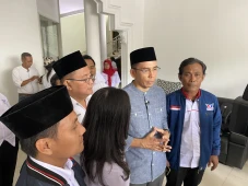 TGB: Perindo Bangun...