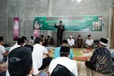 Perkokoh Persaudaraan,...